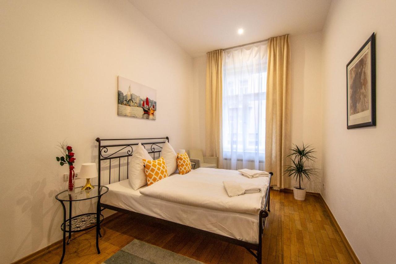 Vojtesska Apartment By Ruterra Praga Esterno foto