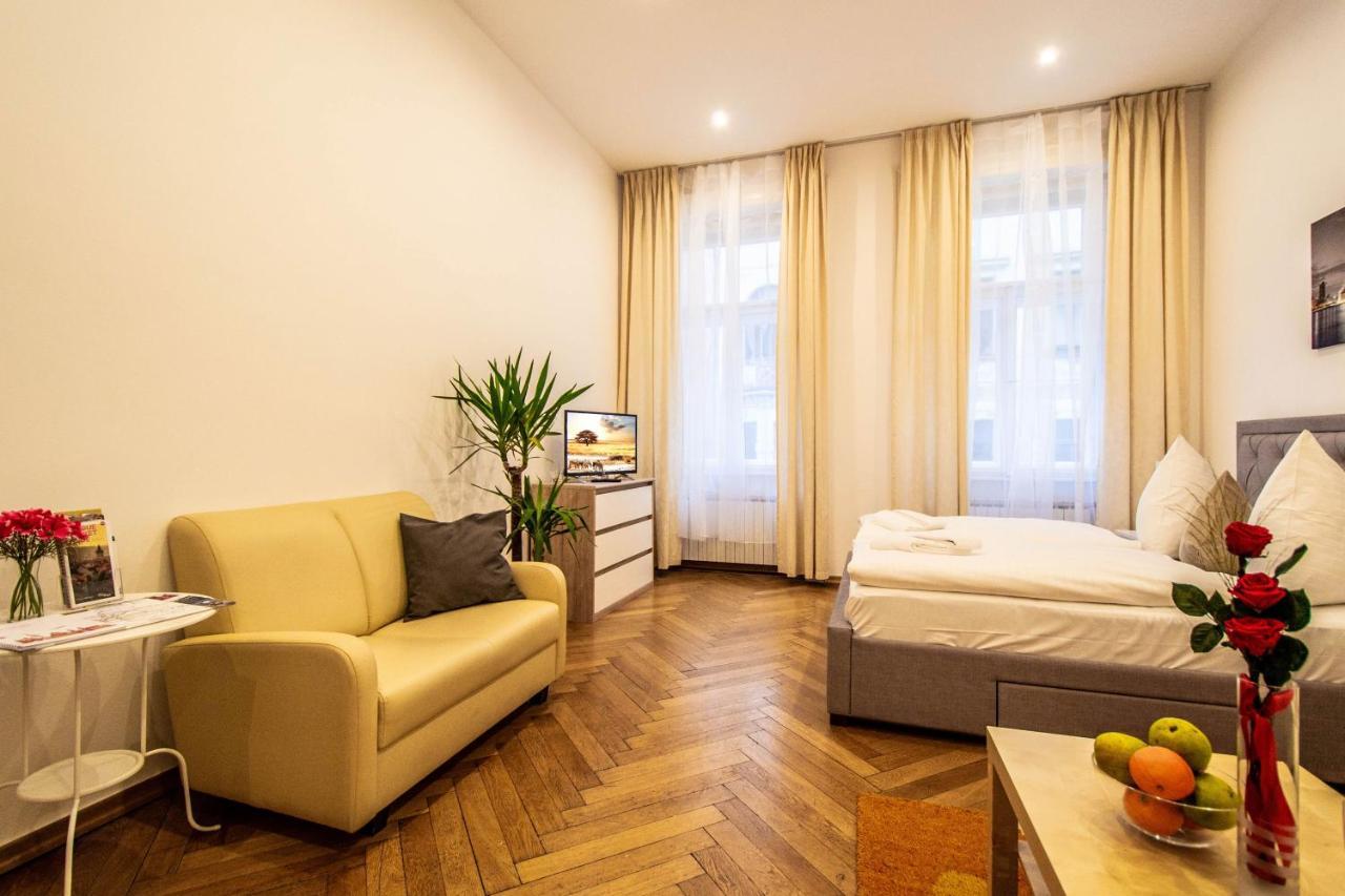 Vojtesska Apartment By Ruterra Praga Esterno foto